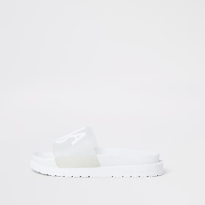White 'River Island' sliders