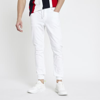 white jogger jeans