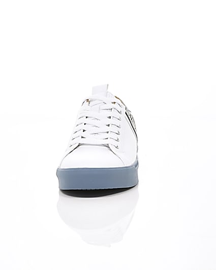 360 degree animation of product White seattle blue stripe trainers frame-3