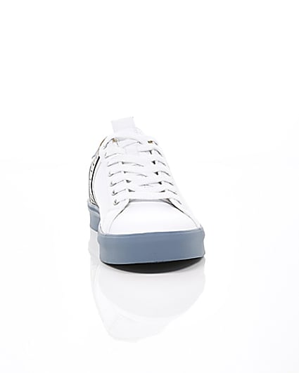 360 degree animation of product White seattle blue stripe trainers frame-4