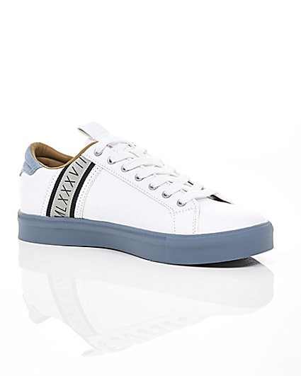 360 degree animation of product White seattle blue stripe trainers frame-7