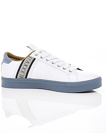 360 degree animation of product White seattle blue stripe trainers frame-8