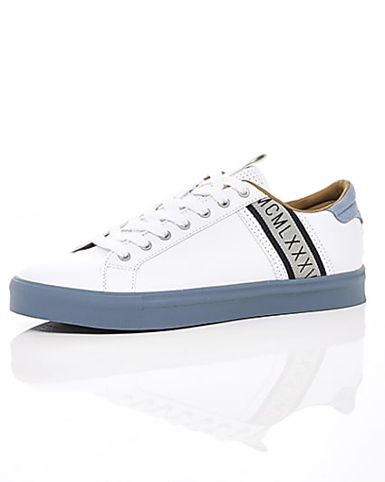 360 degree animation of product White seattle blue stripe trainers frame-23