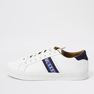 White seattle trainers