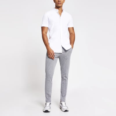 white short sleeve muscle fit shirt