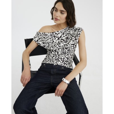 White Spot Print Short Sleeve Drape Top
