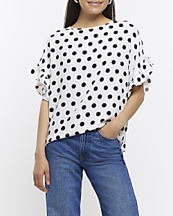 White spotted frill sleeve t-shirt