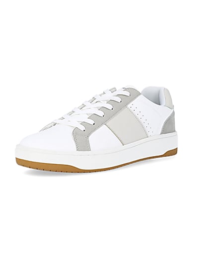 360 degree animation of product White stripe detail trainers frame-0