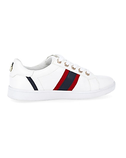 360 degree animation of product White stripe wide fit lace-up trainers frame-14