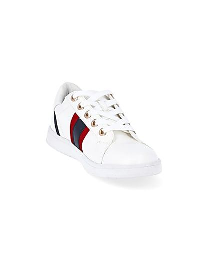 360 degree animation of product White stripe wide fit lace-up trainers frame-19