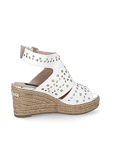 360 degree animation of product White studded open toe wide fit wedge sandals frame-14
