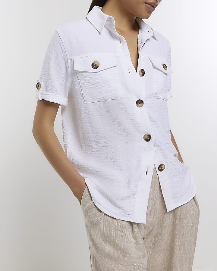 White textured short sleeve shirt