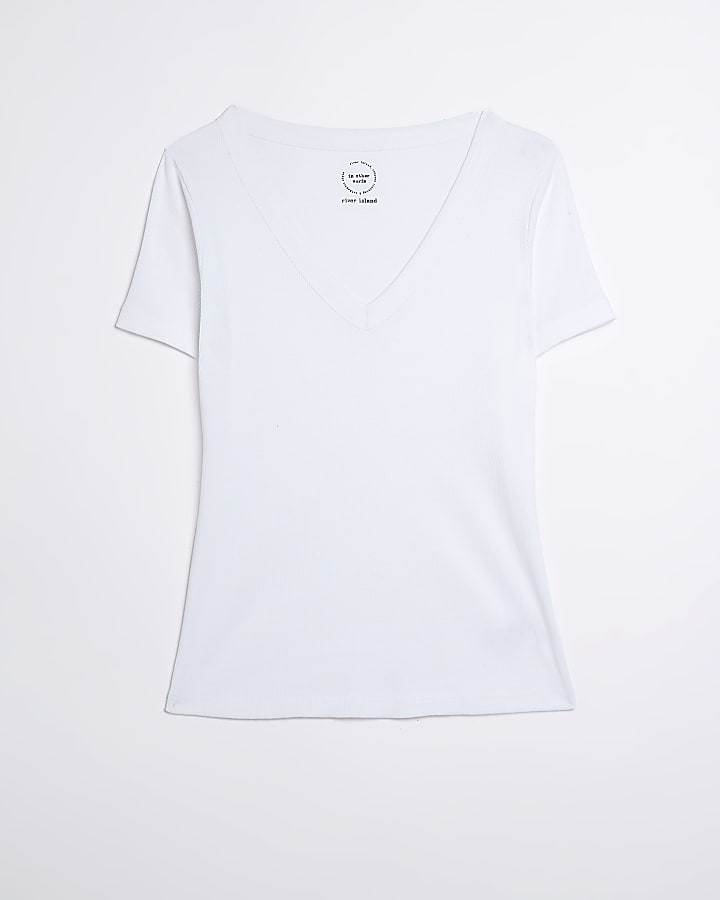 White v-neck short sleeve t-shirt