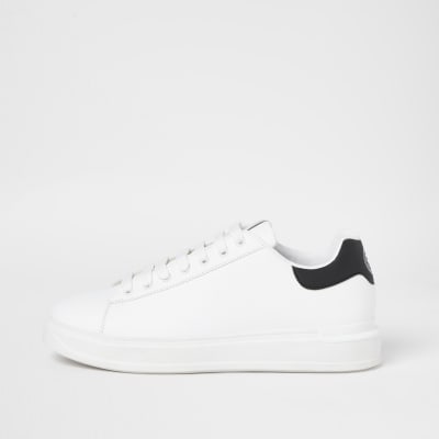nike quest 2 running