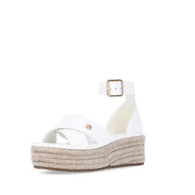 360 degree animation of product White wide espadrille flatform sandals frame-0