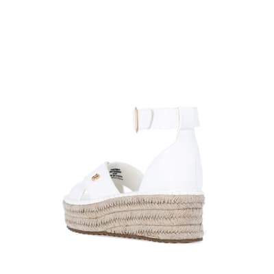 360 degree animation of product White wide espadrille flatform sandals frame-6