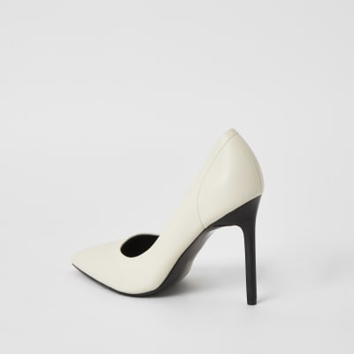 White wide fit court shoes
