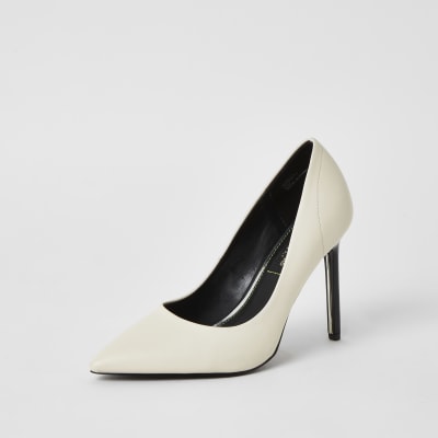 White wide fit court shoes