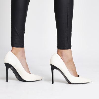 White wide fit court shoes