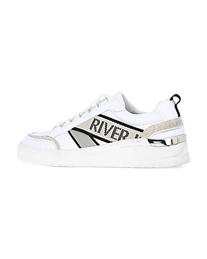 360 degree animation of product White wide fit RI branded trainers frame-4