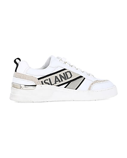360 degree animation of product White wide fit RI branded trainers frame-14