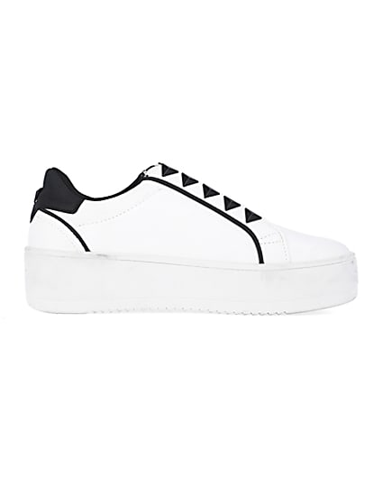 360 degree animation of product White wide fit slip on flatform trainers frame-15