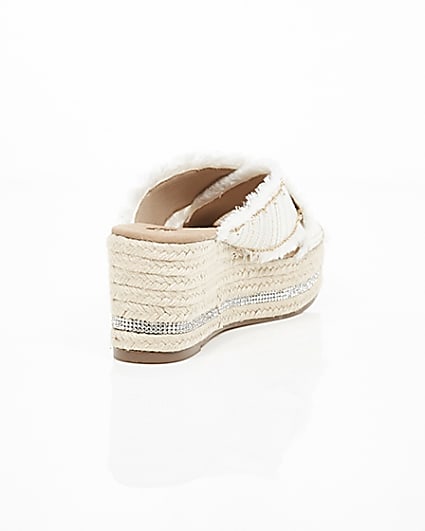 360 degree animation of product White woven chain trim espadrille wedges frame-14