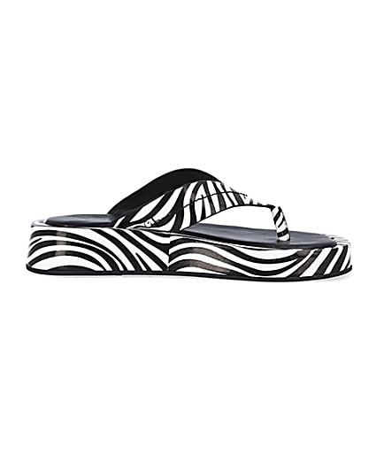 360 degree animation of product White zebra print flatform sandals frame-15