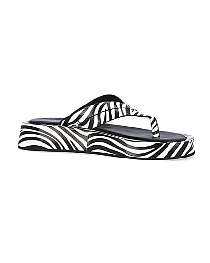 360 degree animation of product White zebra print flatform sandals frame-16