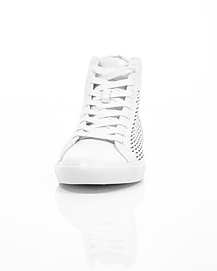 360 degree animation of product White zip heel hi top trainers frame-3