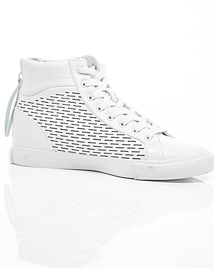 360 degree animation of product White zip heel hi top trainers frame-8