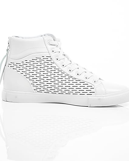 360 degree animation of product White zip heel hi top trainers frame-9