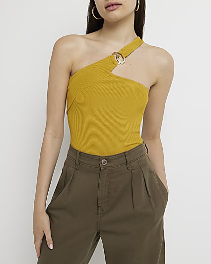 Yellow buckle strap top