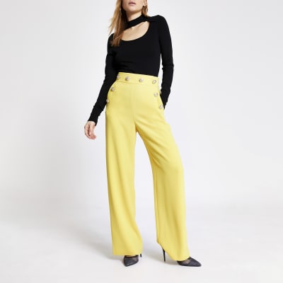 yellow trousers