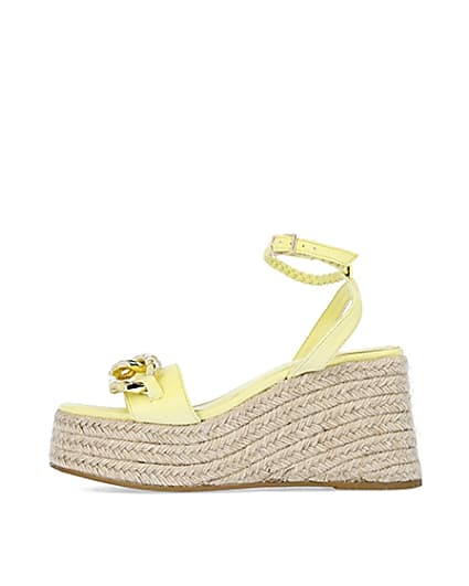 360 degree animation of product Yellow chain detail flatform wedges frame-3
