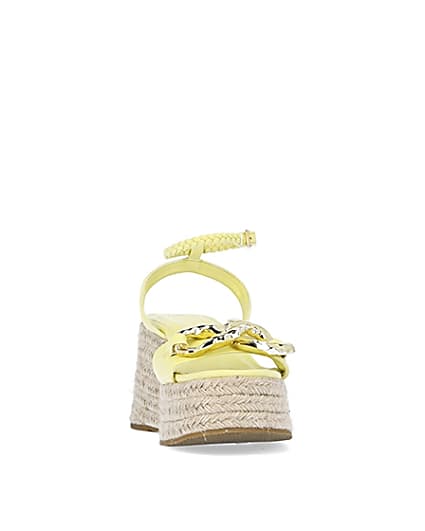 360 degree animation of product Yellow chain detail flatform wedges frame-20