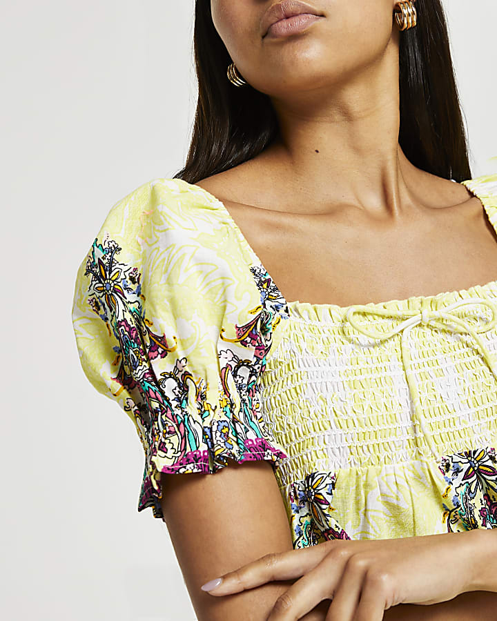 Yellow lace print puff sleeve crop top