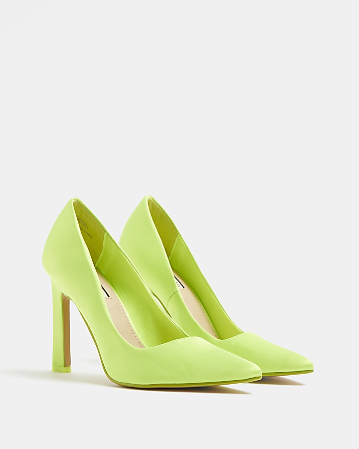 Yellow neon patent court shoes