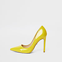 Yellow patent court shoes