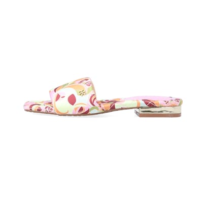 360 degree animation of product Yellow print padded sandals frame-3