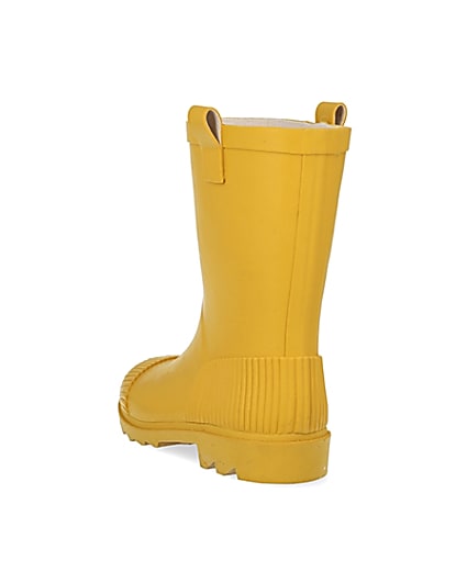 360 degree animation of product Yellow ribbed wellie boots frame-7