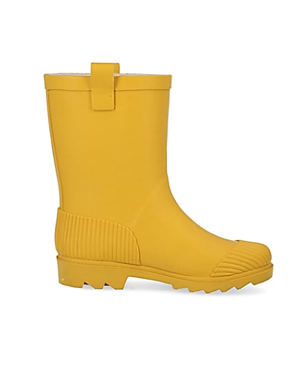 360 degree animation of product Yellow ribbed wellie boots frame-15