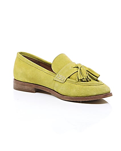 360 degree animation of product Yellow suede tassel loafers frame-7