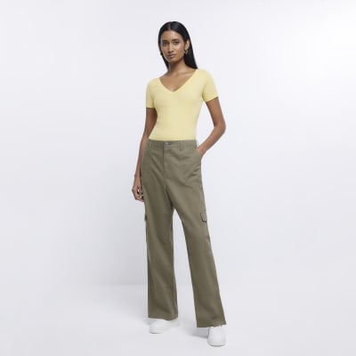 Yellow v-neck short sleeve t-shirt